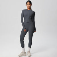 Women’s 2 piece activewear set with seamless jacket and leggings