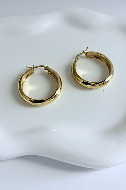 waterproof-gold-chunky-hoop-earring