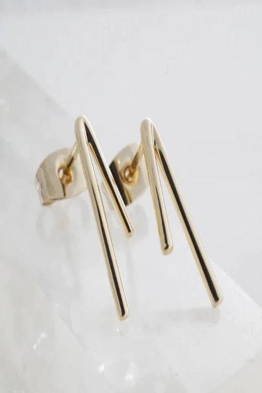 Lucy Bar Studs - Spoiled Me Rotten 
