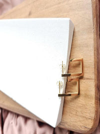 Lightweight 18K gold hoop earrings for sensitive ears