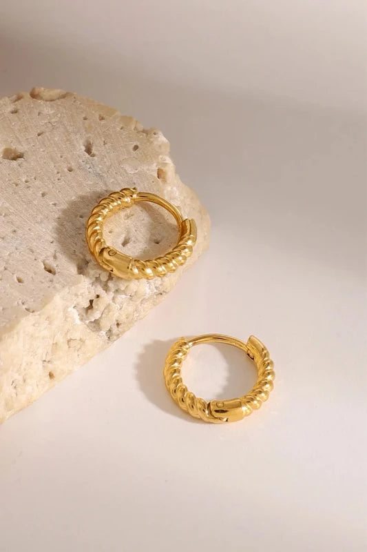Twisted Huggies Hoop Earrings in 18K gold-plated stainless steel